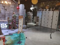 -暴风岛沉浸式体验馆(百联世纪店)