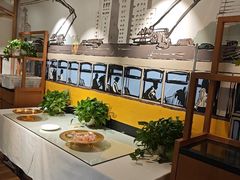 -渝信川菜 · 川味家常菜(财富购物中心店)