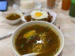牛腩汤面-喜莲咖啡