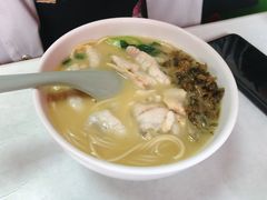 -明呈黄鱼面馆(斜土路店)