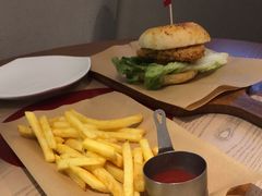 -必胜客(联投东方店)