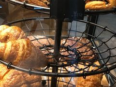 -Dough&Joe团憩(瑞虹天地月亮湾店)