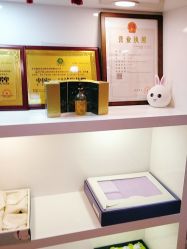 -晶奕空间专业脱毛连锁机构