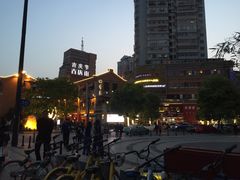 -吉庆街美食广场