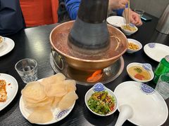 -楼外楼大刀肉传统火锅居(博学路店)
