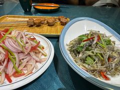 鱼皮-乡村馕坑肉·烧烤·新疆菜·本地人更爱吃(阿勒泰首店)