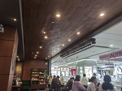 -星巴克(杭州西湖银泰1F店)