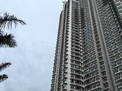-东荟城名店仓