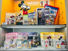 -泡泡玛特POPMART(蓝色港湾店)