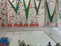 -绿壁虎攀岩基地(Tcar店)