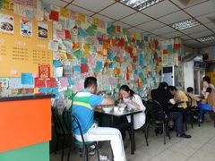 大堂-丽丽三鲜螺蛳粉(田林路店)