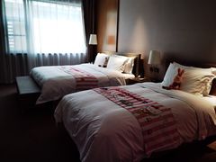 -万信酒店上海国际旅游度假区川沙地铁站店-停车场