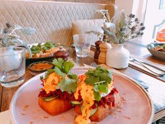 -FLOVIE FLORIST CAFE