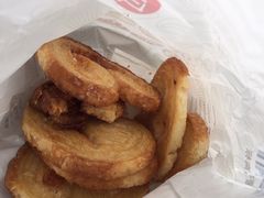 奶香蝴蝶酥-上海哈尔滨食品厂(淮海中路店)