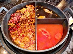 小嫩牛专利T型锅（一锅三吃）-热火朝天鲜切牛肉火锅(南强街巷店)