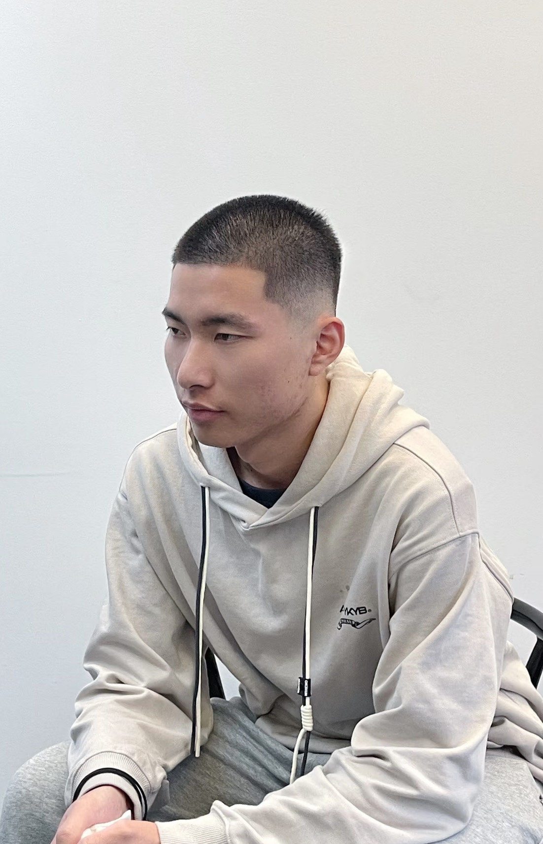 免费扫脸配发型