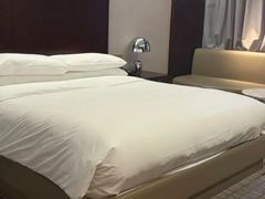 -上海龙之梦万丽酒店