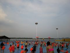 -东湖欢乐水世界