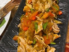 酸腌菜炒肉-紫滇源云南生态菜(丹凤街店)