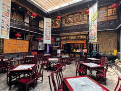 -蔼若春.传承三十年云南菜(金碧公园店)