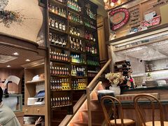 -玛格萝妮比萨屋(四平店)