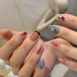 -米小兔美甲美睫