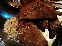 厚切牛舌-老炉家木炭烤肉(长江国际店)