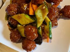 干炸丸子-左邻右舍褡裢火烧(石榴园店)