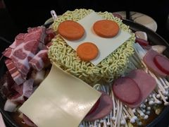 泡菜五花肉锅-炙韩料理·部队锅专门店