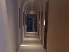 -灸春堂·艾灸·痛症·整脊连锁(之江银泰店)