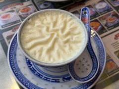 -广信牛奶甜品世家(台东店)