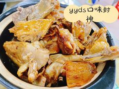-亚忠小吃店(曾厝垵店)
