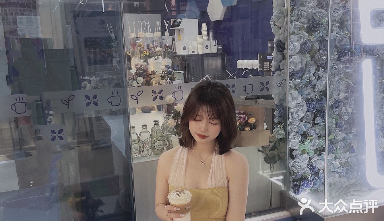 29r把今日份浪漫打包带到车里💐