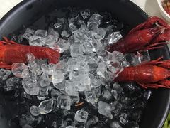 -虾弄弄海派小龙虾·牛羊蝎子火锅
