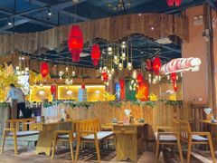 -老滇山寨•云南特色菜•地方菜•民族风情歌舞表演(金碧店)