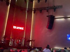 -TZ House音乐现场(来福士中心店)