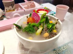 -水桶王国主题餐厅·聚会·生日派对·亲子活动·家庭套餐(亚龙湾希尔顿店)