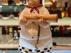 -上海和平饭店维克多咖啡厅 Victor's