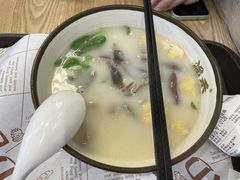 -鸭味先老鸭粉丝馆(瑞金路二号四号小区店)