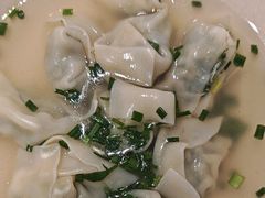 荠菜大馄饨-小杨生煎(天之骄子店)