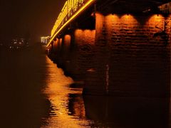 -人民防洪胜利纪念塔