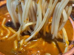 小铜锅烧牛肉米线-雀舞云南菜(乐客城店)