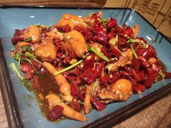 -喝丢一只鞋辣炒海鲜小烧烤(三八广场店)