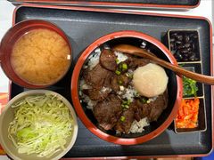 -牛邸·烧肉饭(来福士店)