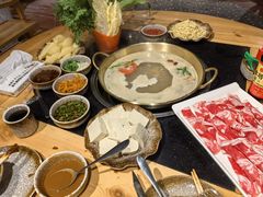 -顶顶汤火牛排火锅·经典铜锅涮肉