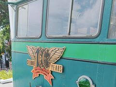 -山顶缆车