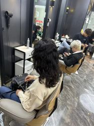 -藤野造型·专业烫染店