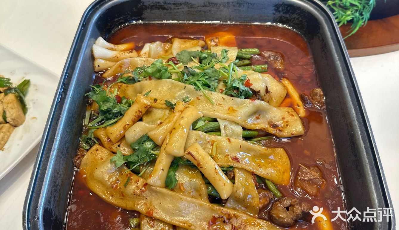 一口就爱上的美味！🍽️