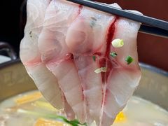 -鲜入唯煮·港式海鲜牛肉火锅(金宝街店)