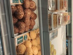 -酥大興·新国潮糕点配茶饮(龙岗万达黑金店)